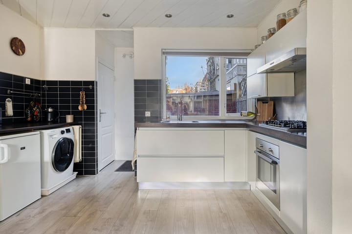 Foto 23 van Nassaustraat 10