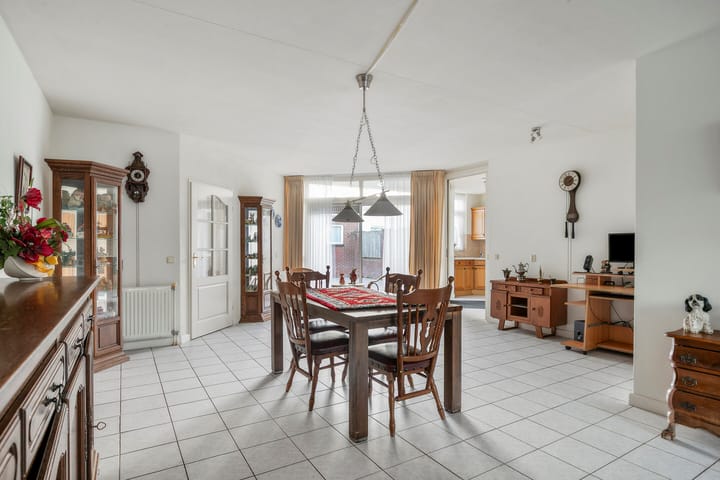 Foto 8 van Raambergstraat 6