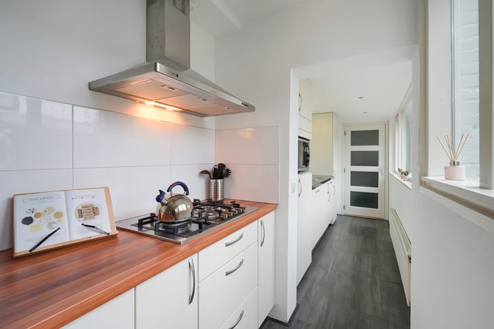 Foto 22 van Jan de Weertstraat 32