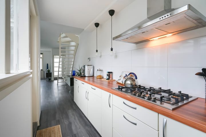 Foto 25 van Jan de Weertstraat 32