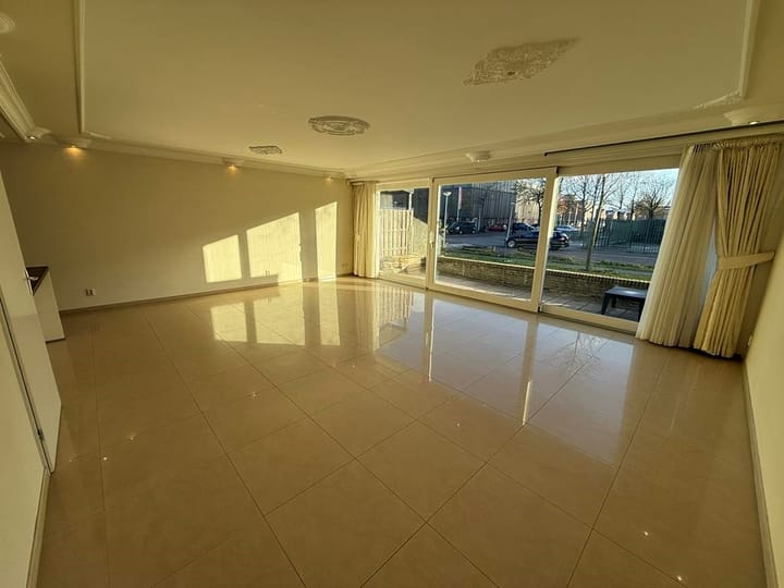 Photo 1 of Eliza van Calcarstraat 5