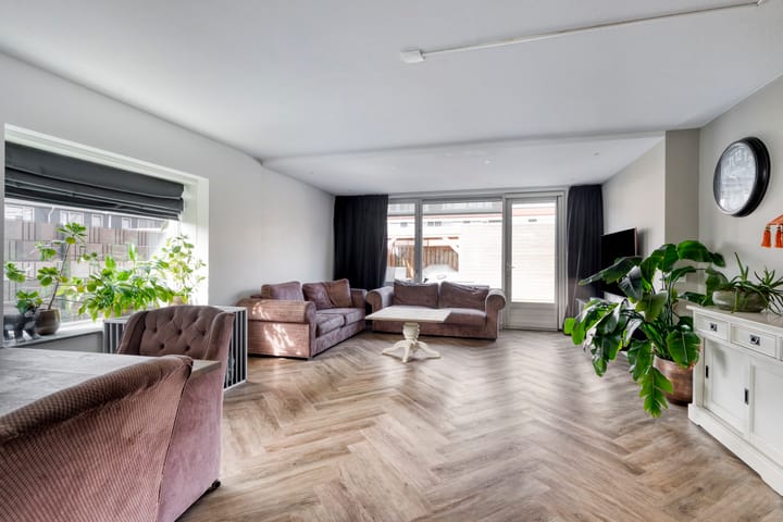 Foto 2 van Oeverwal 3