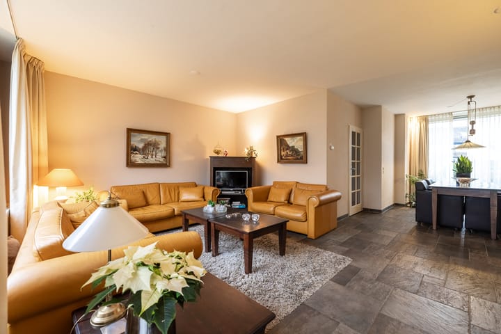 Foto 5 van Koemate 104