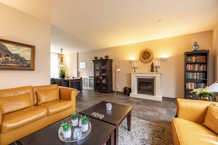 Foto 6 van Koemate 104