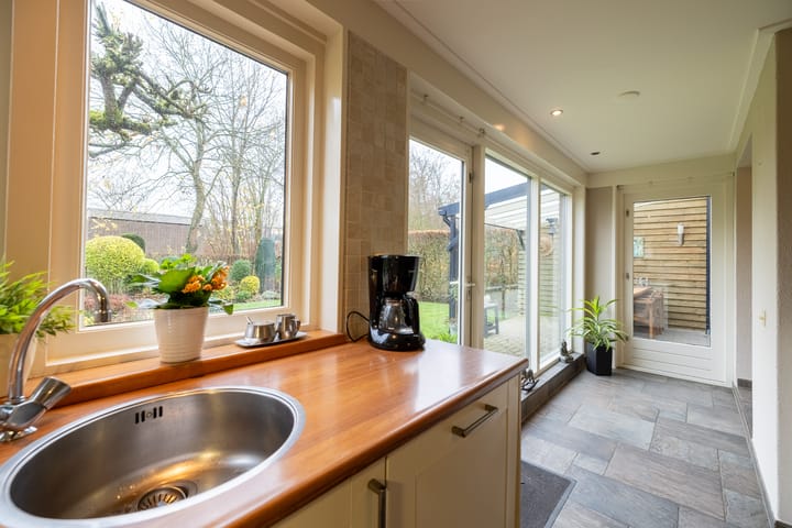 Foto 12 van Koemate 104