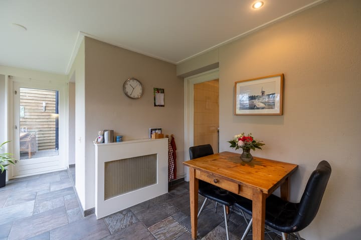 Foto 13 van Koemate 104