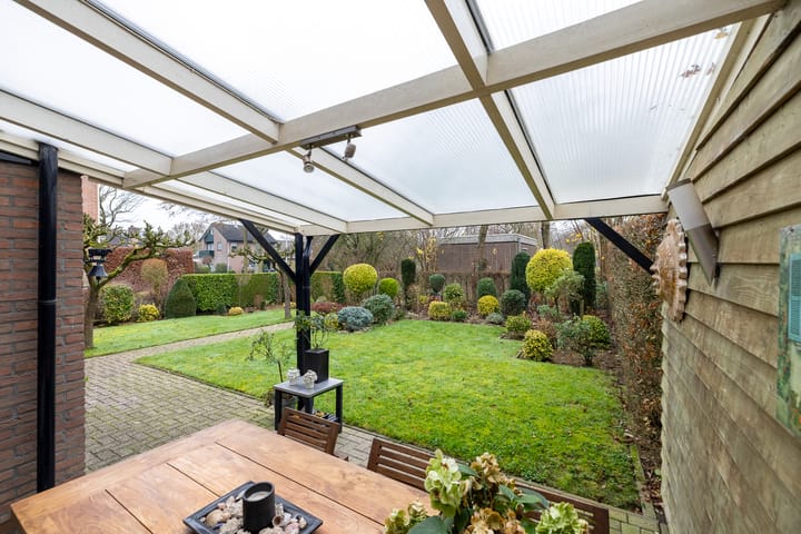 Foto 17 van Koemate 104