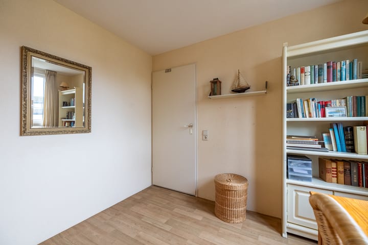 Foto 30 van Koemate 104