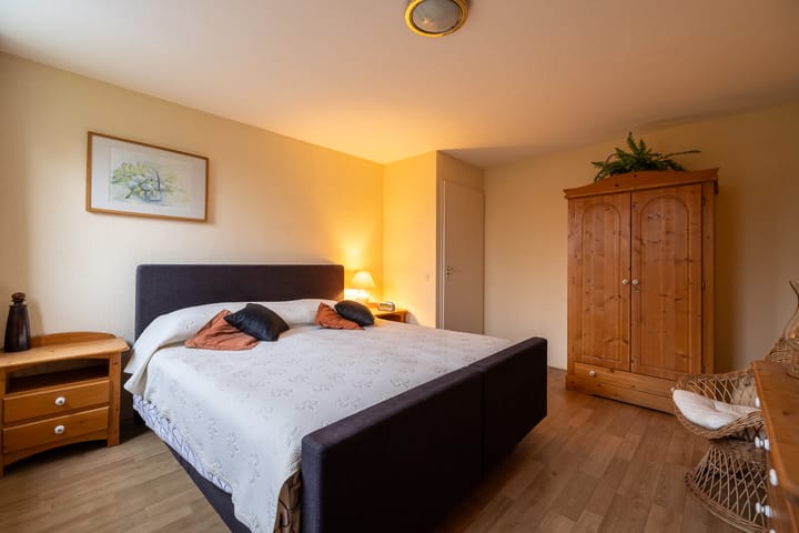 Foto 33 van Koemate 104