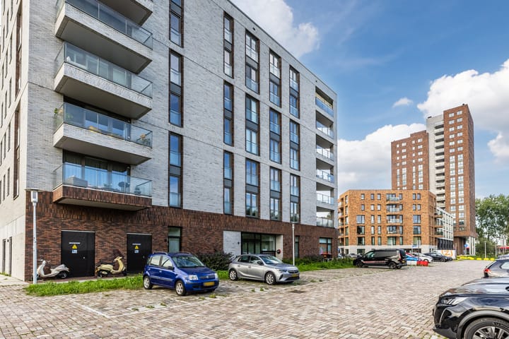 Photo 42 of Bob Angelostraat 1