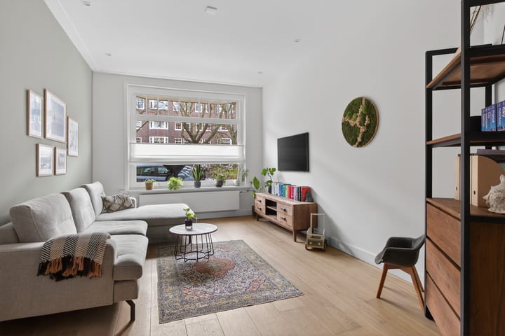 Foto 7 van Van Tuyll van Serooskerkenweg 86