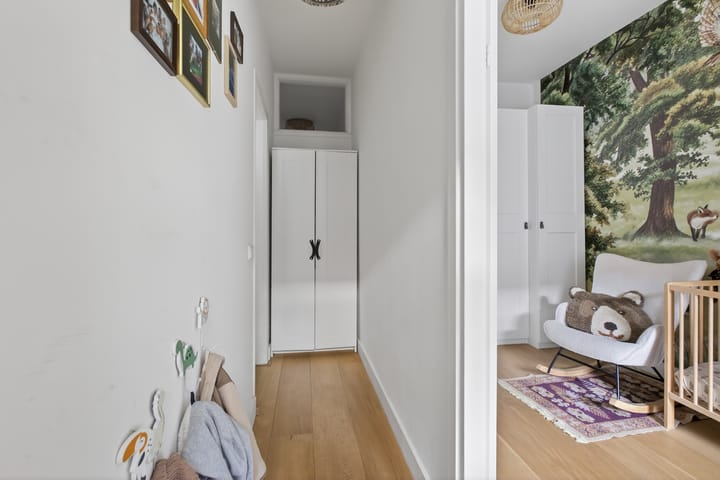 Foto 26 van Van Tuyll van Serooskerkenweg 86