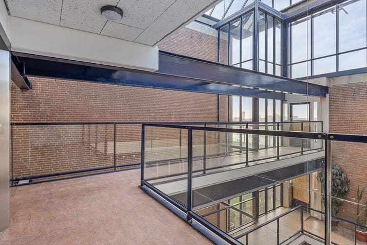 Photo 8 of Oostmaaslaan 475