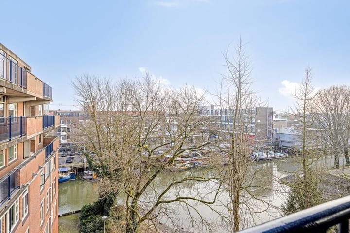 Photo 10 of Oostmaaslaan 475