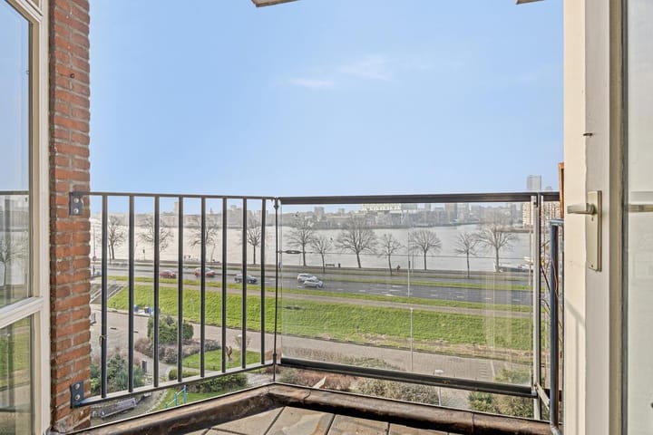 Photo 24 of Oostmaaslaan 475