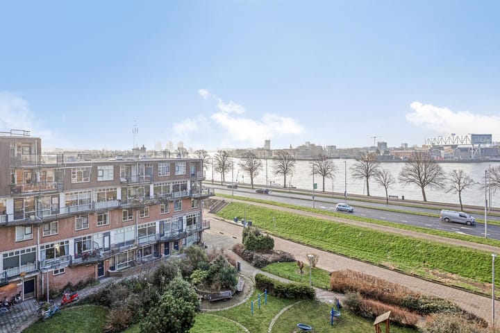 Photo 26 of Oostmaaslaan 475