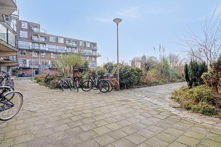 Photo 29 of Oostmaaslaan 475