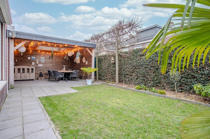 Foto 21 van Roodakker 8