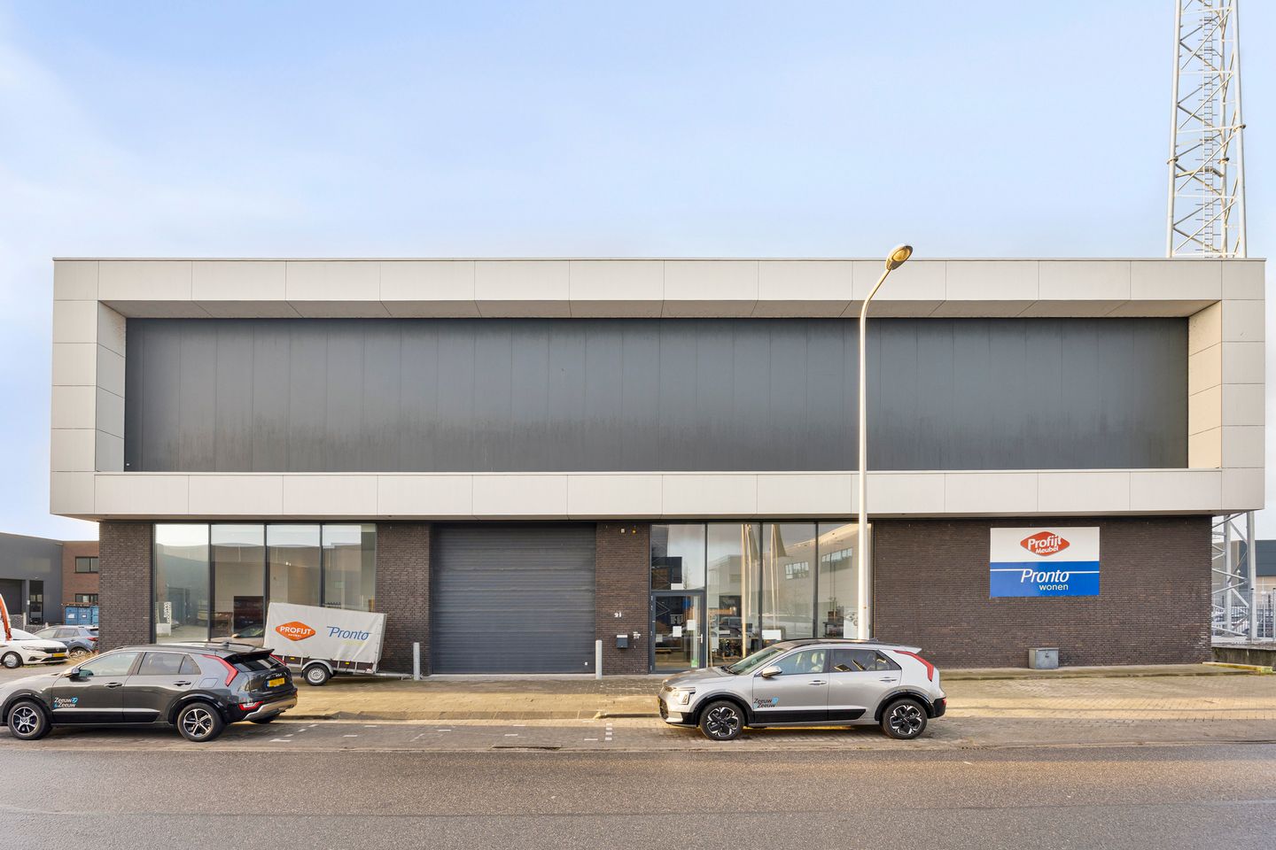 View photo 2 of Klompenmakerstraat 21