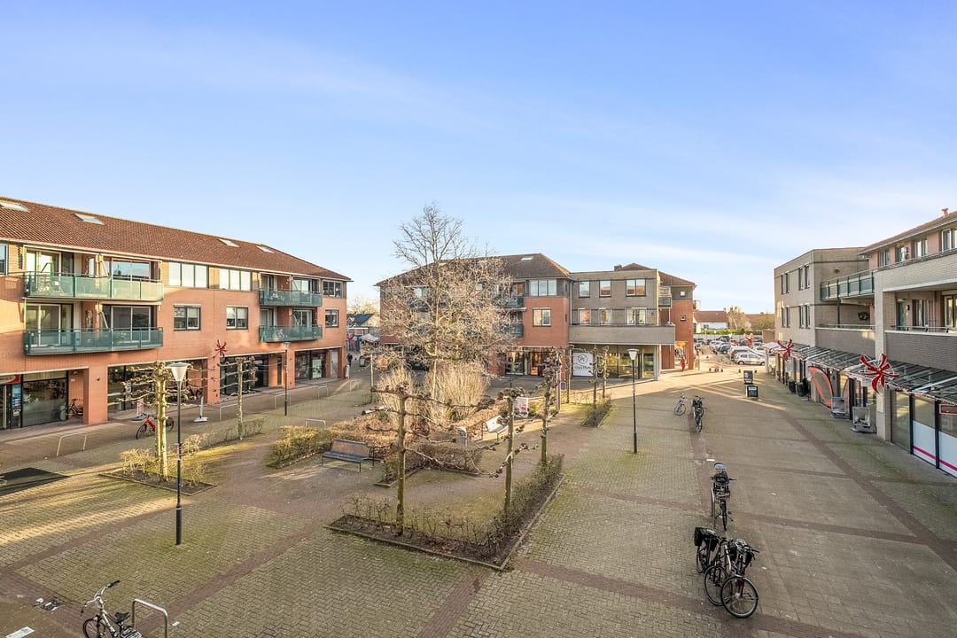 Photo 26 of Molengang 102