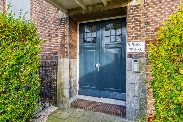 Photo 4 of Oppenheimplein 8-A