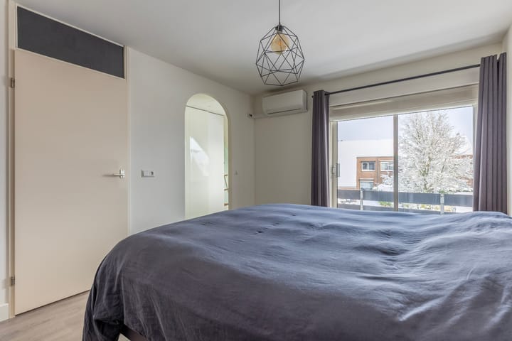 Foto 24 van Kerklaan 16