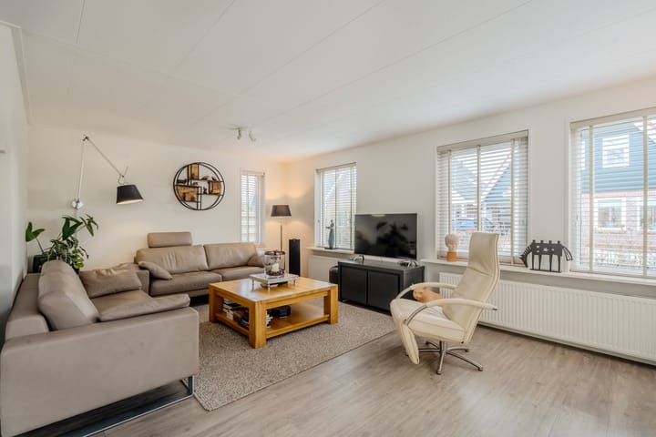 Foto 12 van Meester Geensenweg 8