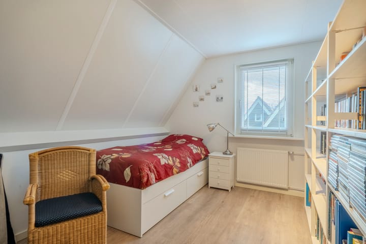 Foto 30 van Meester Geensenweg 8