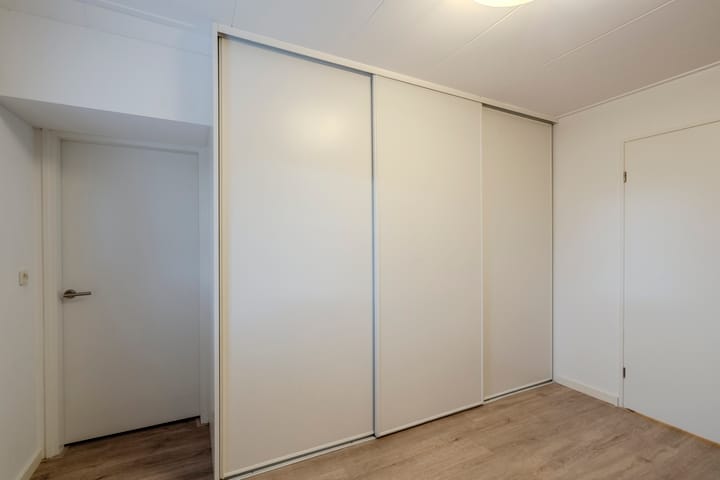 Foto 43 van Meester Geensenweg 8