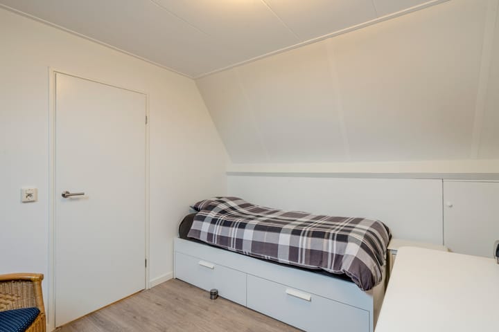 Foto 46 van Meester Geensenweg 8