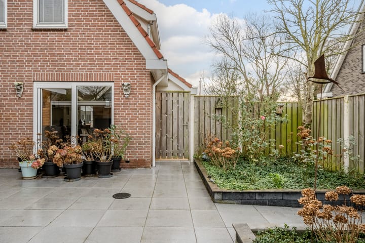 Foto 63 van Meester Geensenweg 8