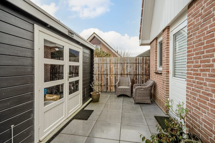 Foto 64 van Meester Geensenweg 8