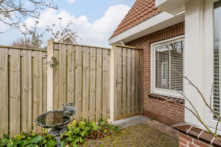 Foto 68 van Meester Geensenweg 8