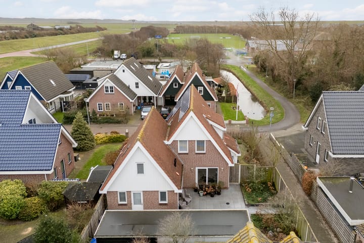 Foto 74 van Meester Geensenweg 8