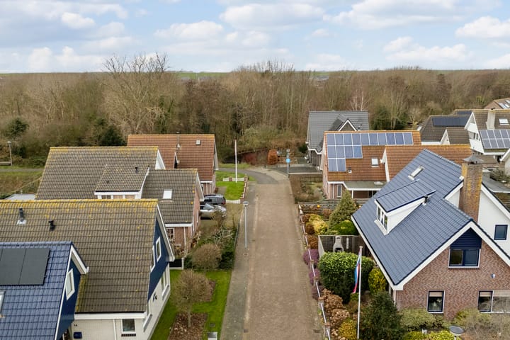 Foto 76 van Meester Geensenweg 8