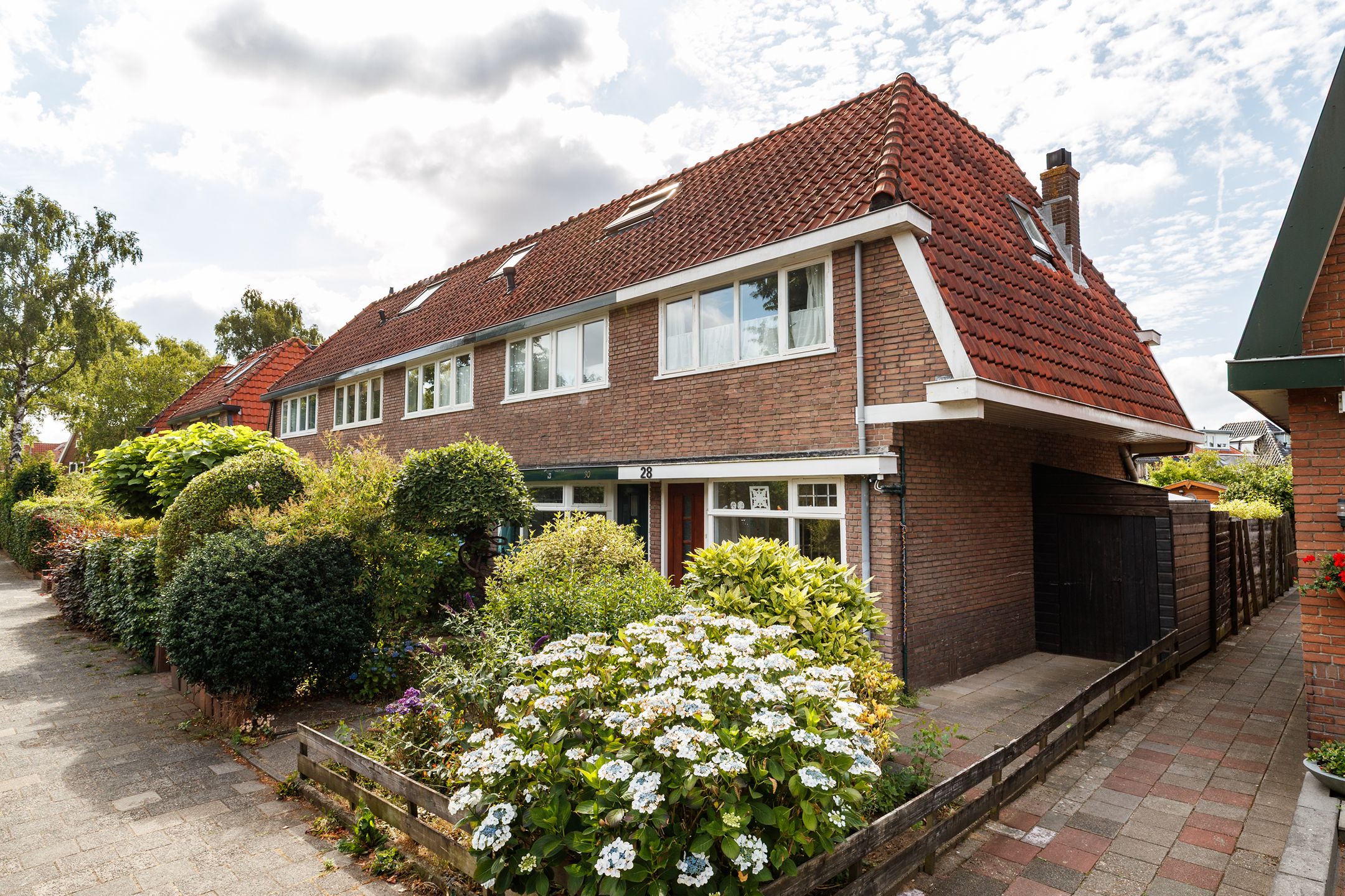 Buying a house in The Netherlands., Nepveulaan 28