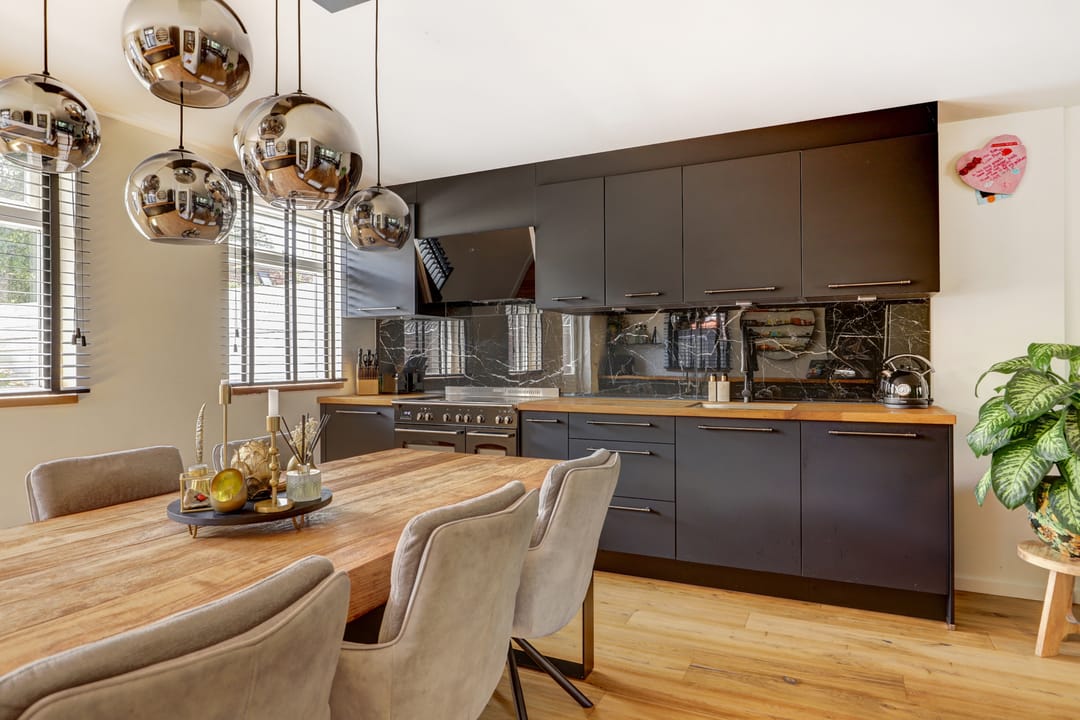 Foto 17 van Tuindorpweg 12