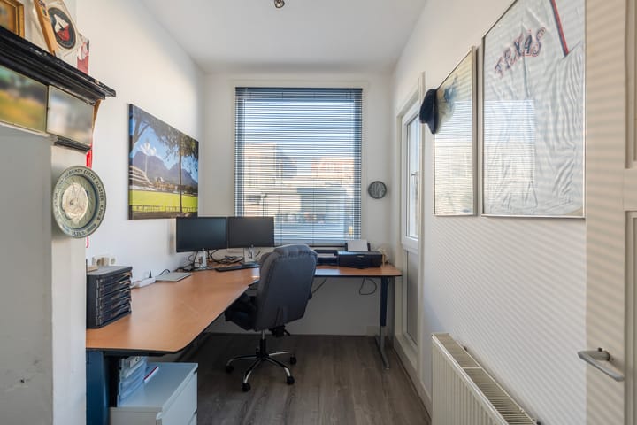 Photo 24 of Klimopstraat 75