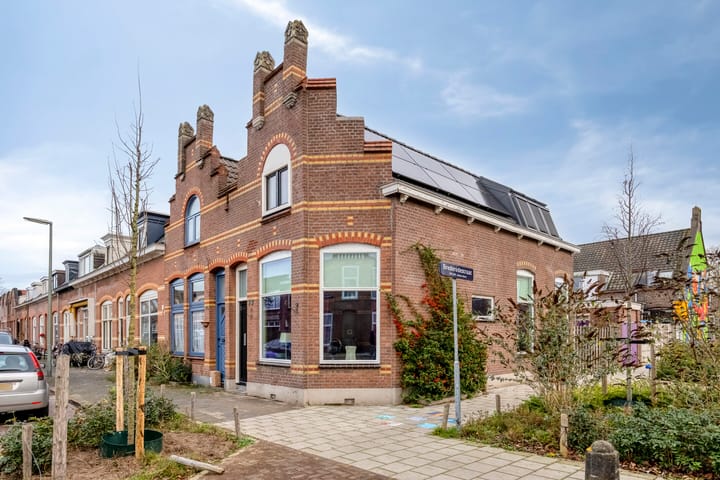 Foto 7 van Jacob Catsstraat 76