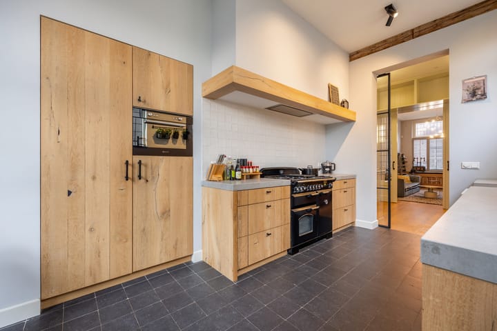 Foto 21 van de Roy van Zuidewijnlaan 8