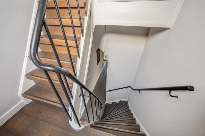 Foto 47 van de Roy van Zuidewijnlaan 8