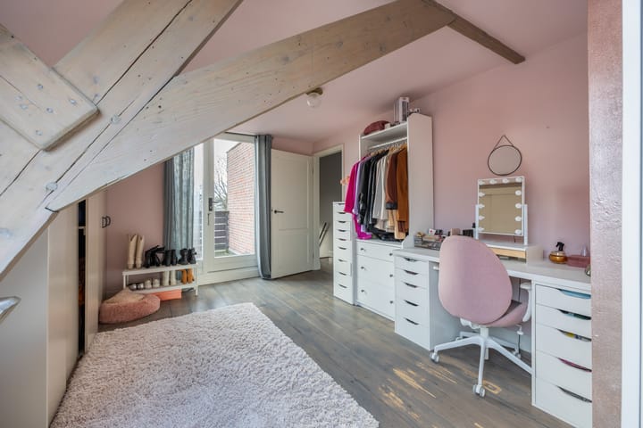 Foto 56 van de Roy van Zuidewijnlaan 8