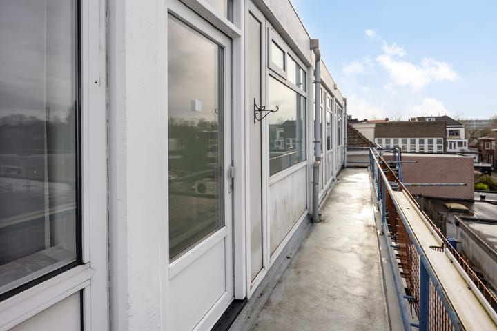 Photo 4 of Dubbeldamseweg Noord 5-D