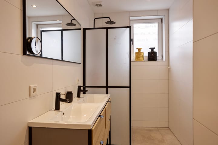 Photo 15 of Tulpstraat 10