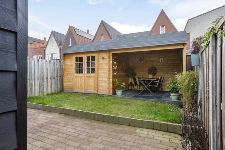 Photo 26 of Tulpstraat 10