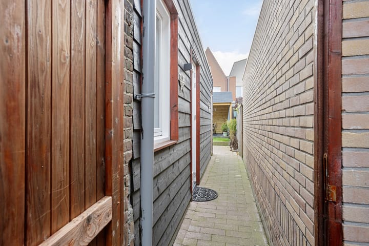 Photo 27 of Tulpstraat 10