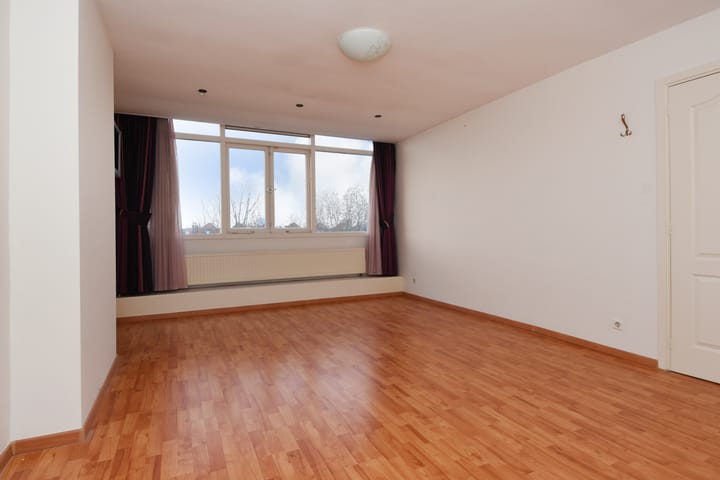 Foto 22 van Weimarstraat 143-A