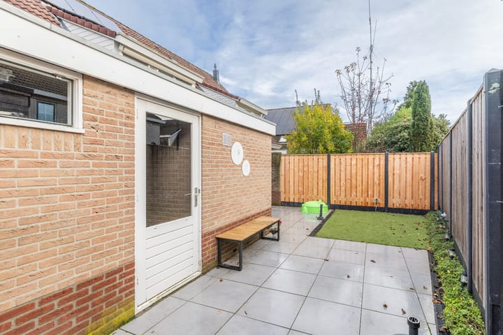 Photo 33 of De Bunte 9