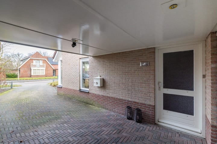 Photo 34 of De Bunte 9