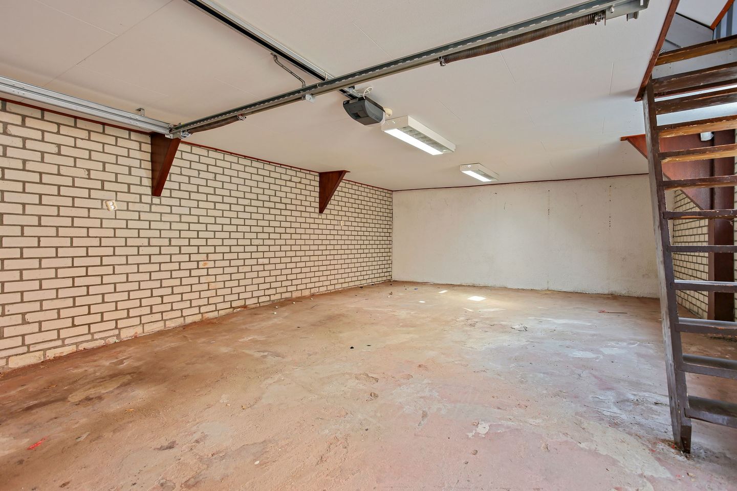 Bekijk foto 3 van Dorpsstraat 52